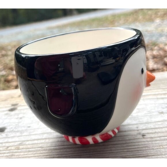 Penguin-Themed Holiday Treat Bowl By Hallmark - Picture 5 of 11